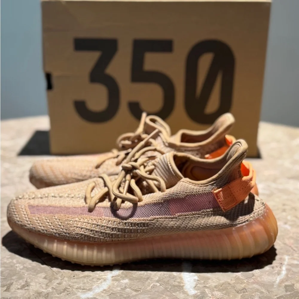 Yeezy boost 350 V2 Clay - Picture 5 of 8